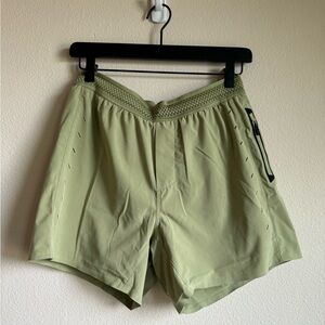 Ten Thousand Lined 5” Session Short